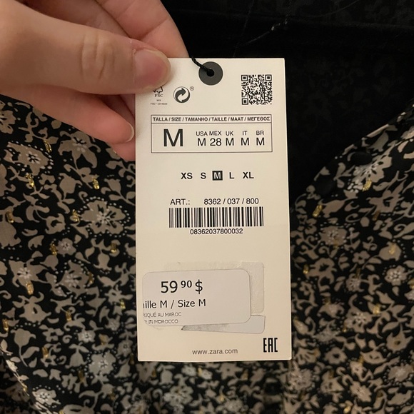 Brand new Zara cropped blouse - Picture 3 of 3